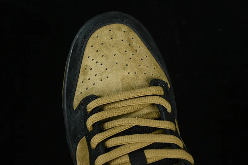 All Categories Nk SB Dunk Series Nk SB Dunk Low Low-top sneakers Supreme x Nike Dunk SB Dunk Low joint brown and yellow low-top casual skateboard shoes HQ8487-300
